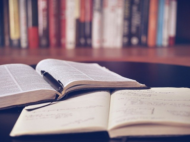 哪里下載pdf閱讀器？福昕高級(jí)PDF編輯器還有哪些功能？